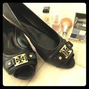 Tory Burch Black Peep Toe Shoes Size 8